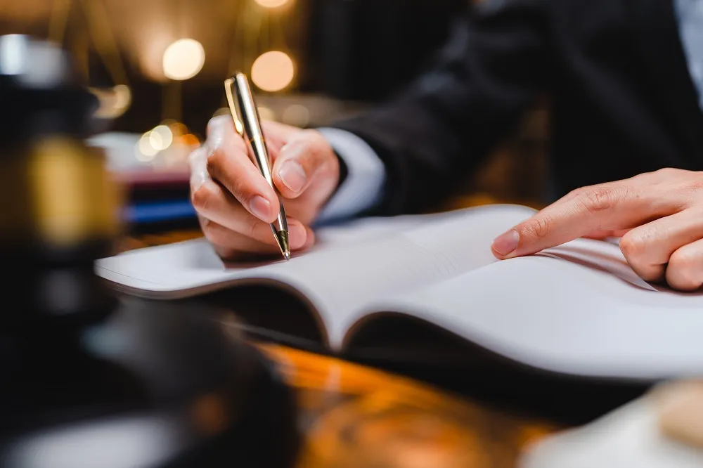 How Our Possession of a Controlled Substance Lawyer in Dayton, OH, Can Help You